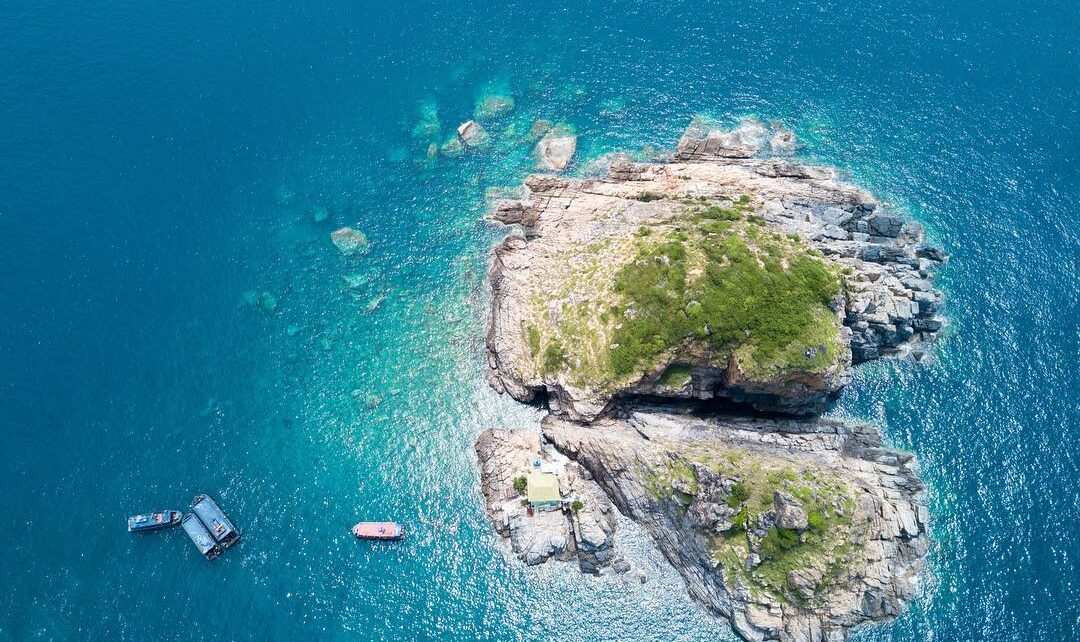 Một số hòn đảo có vẻ đẹp thơ mộng ở Khánh Hòa